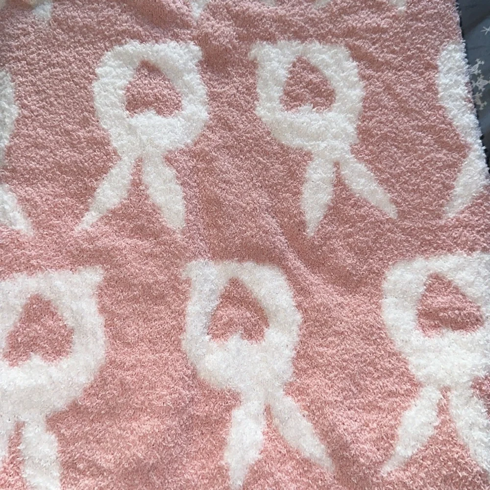 Reversible pink Easter bunny throw blanket